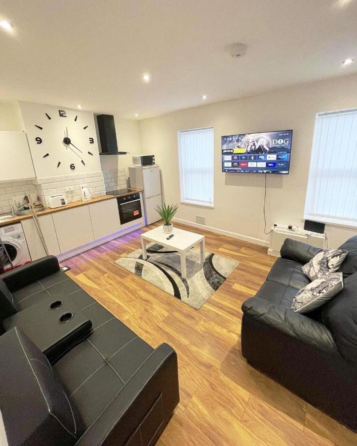 Ak Serviced Apartments - Exclusive Two-Bedroom Apartment Cardiff Dış mekan fotoğraf